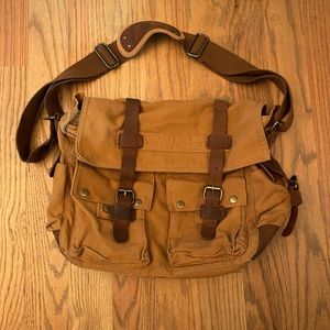 Canvas cargo bag